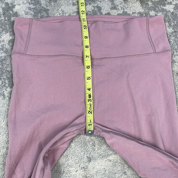 SOLD - Lululemon Reveal Crop Zen Expression Leggings Vintage Mauve Yoga Sz 10 - Picture 10 of 13